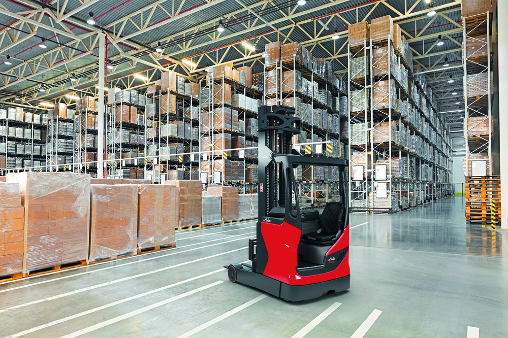 Linde_Reach_Trucks_BR1120.jpg Linde_Reach_Trucks_BR1120.jpg