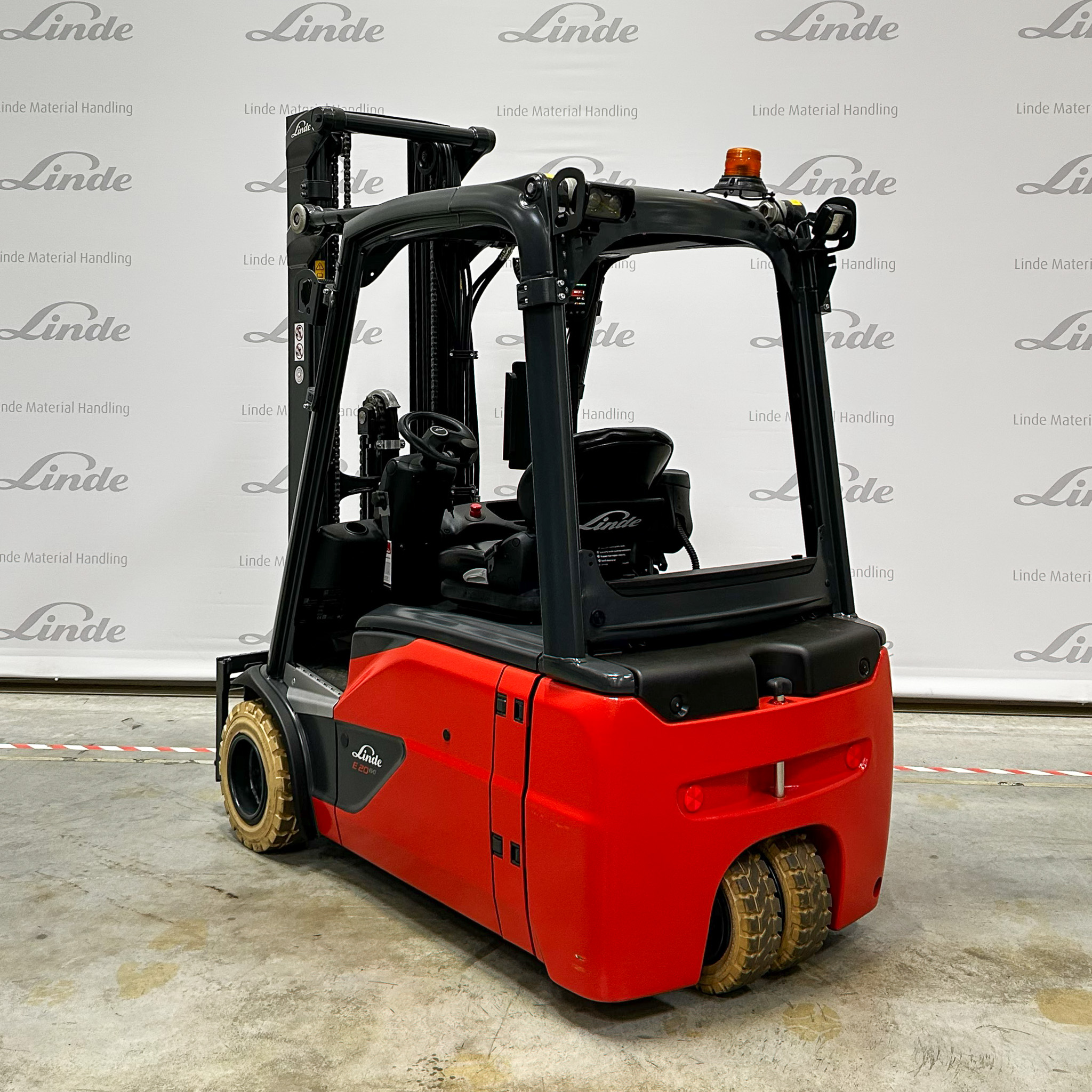 Linde E20L, 2021r, 4031 mth Linde E20L, 2021r, 4031 mth